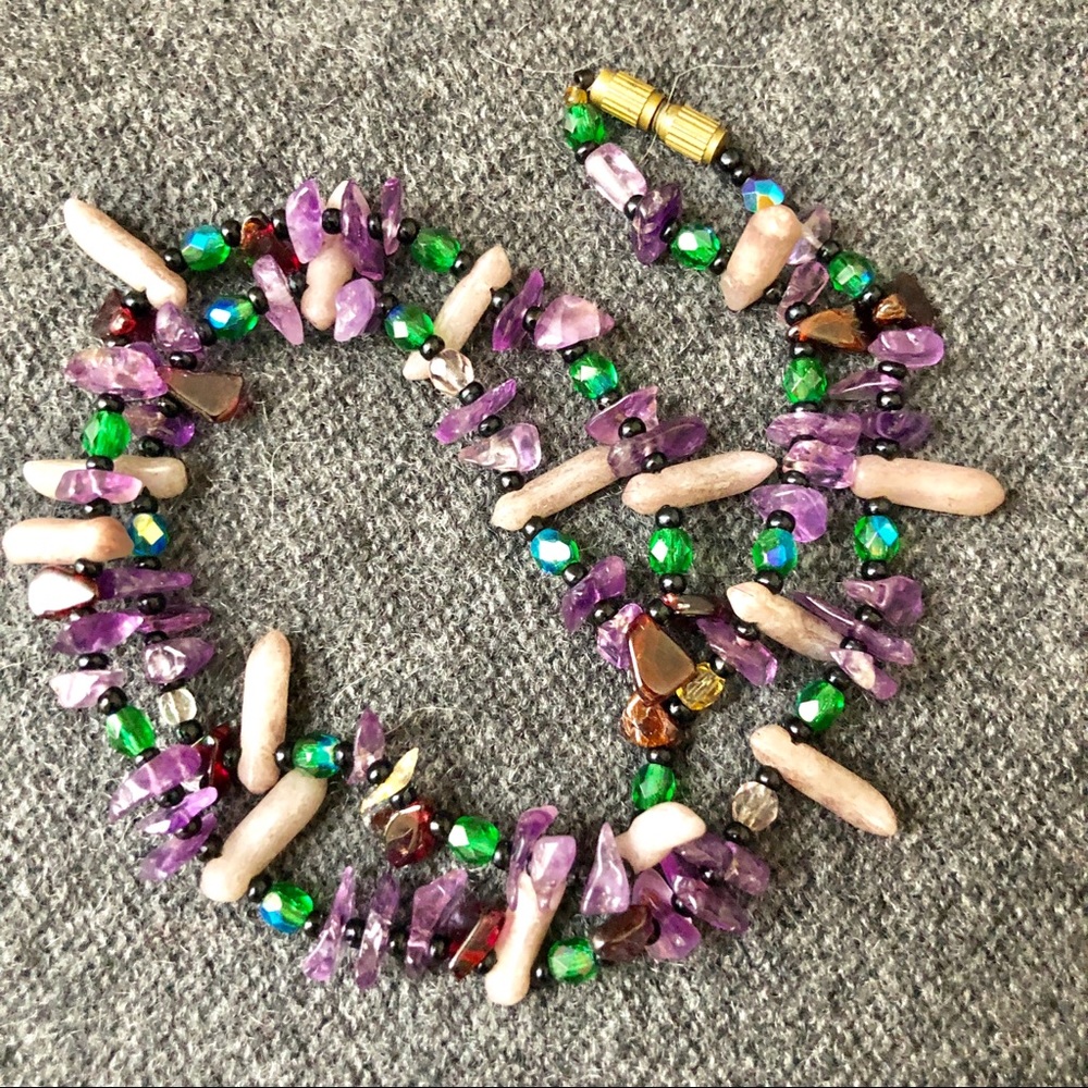 NEW Amethyst and Swarovski beads necklace 18’